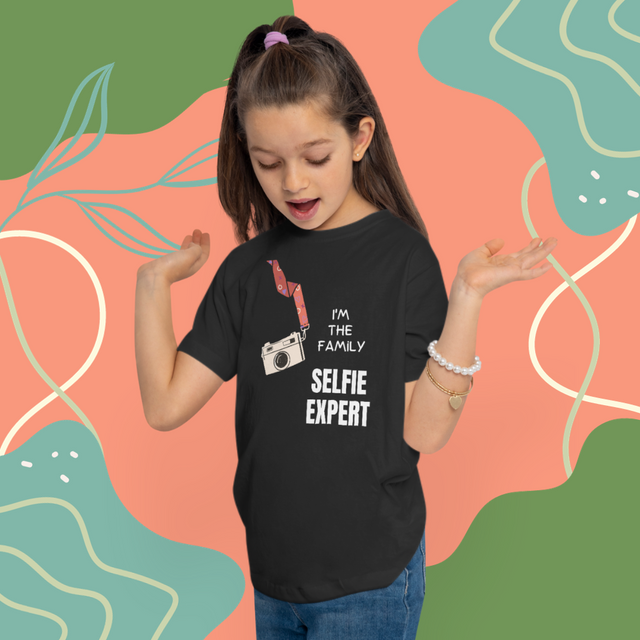 Family Selfie Expert - Funny Toddler T-shirt